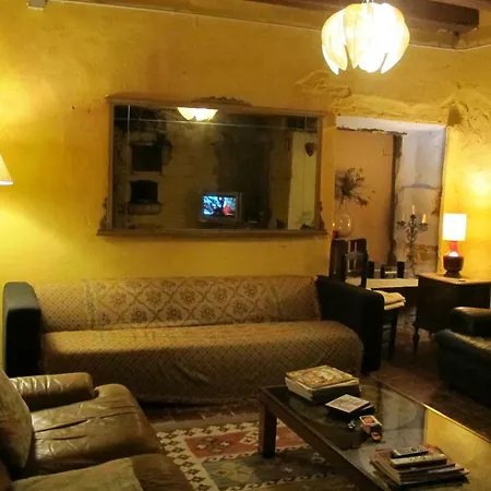 Mas Can Puig De Fuirosos Country house